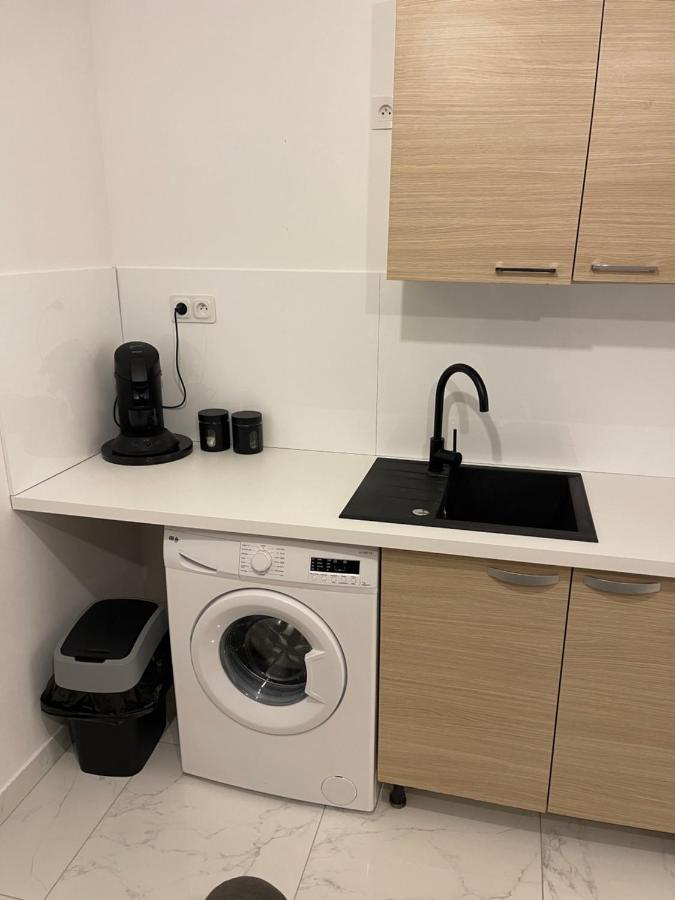 Maison Meublee Avec Parking Мулен Екстер'єр фото